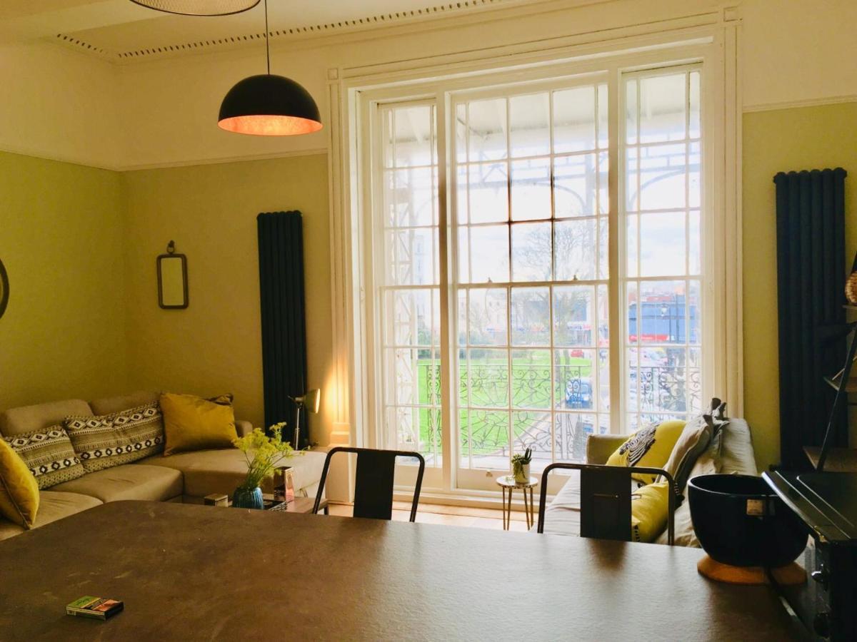 Grade 2 Listed Apartment In Heart Of Hastings Bagian luar foto
